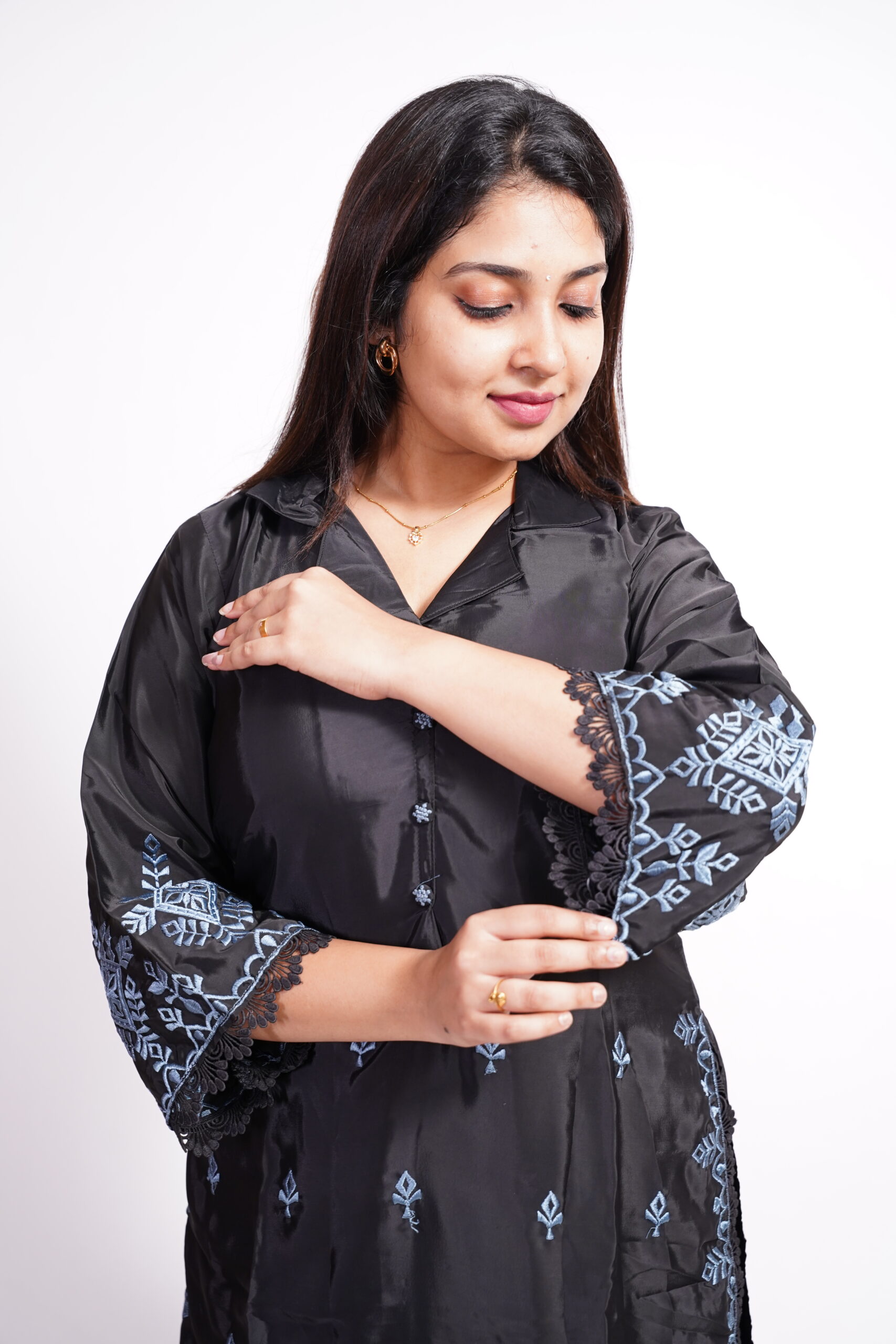 elegant black kurti 4 elegant black full hand kurti